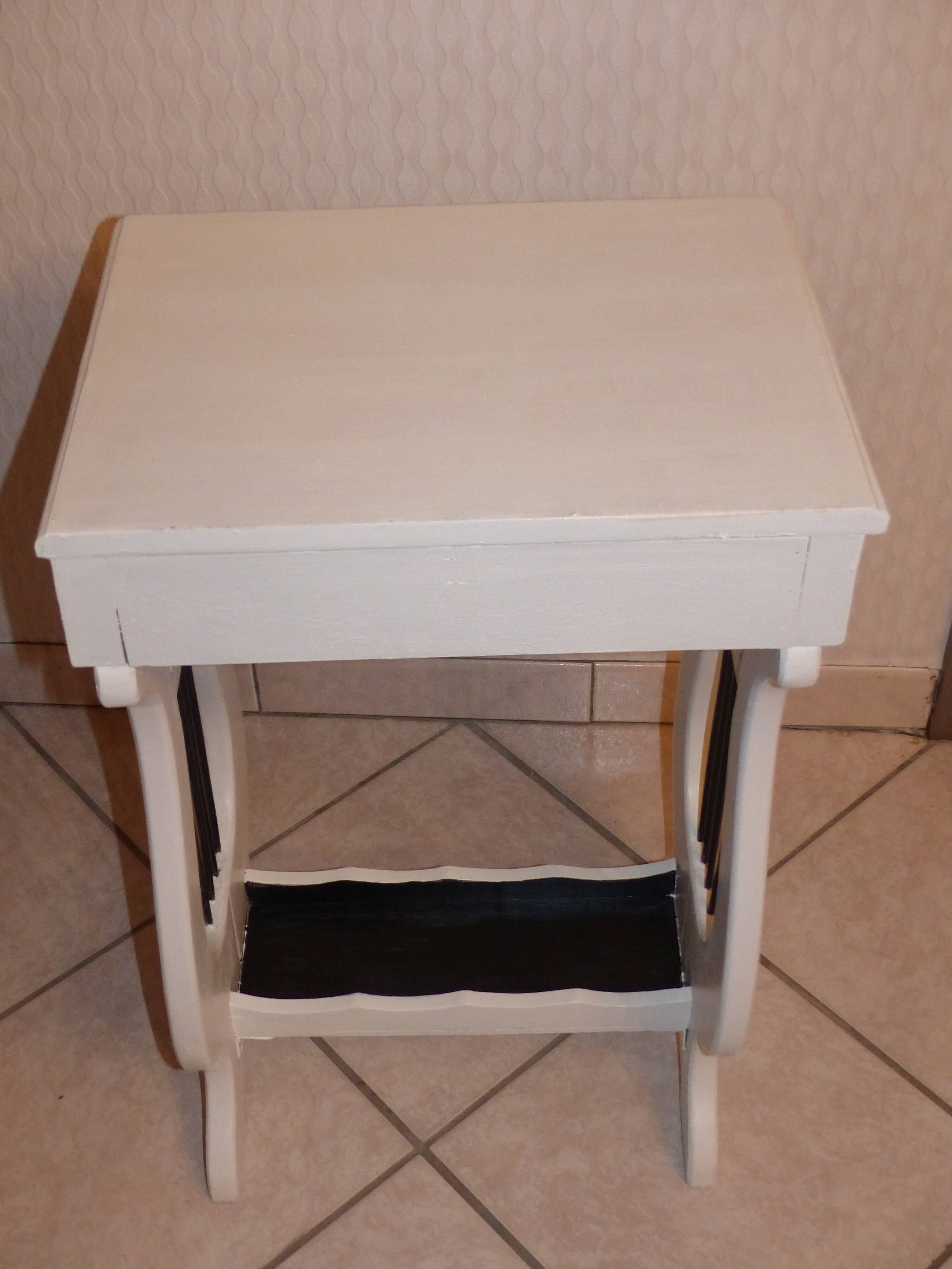 Entry with drawer furniture