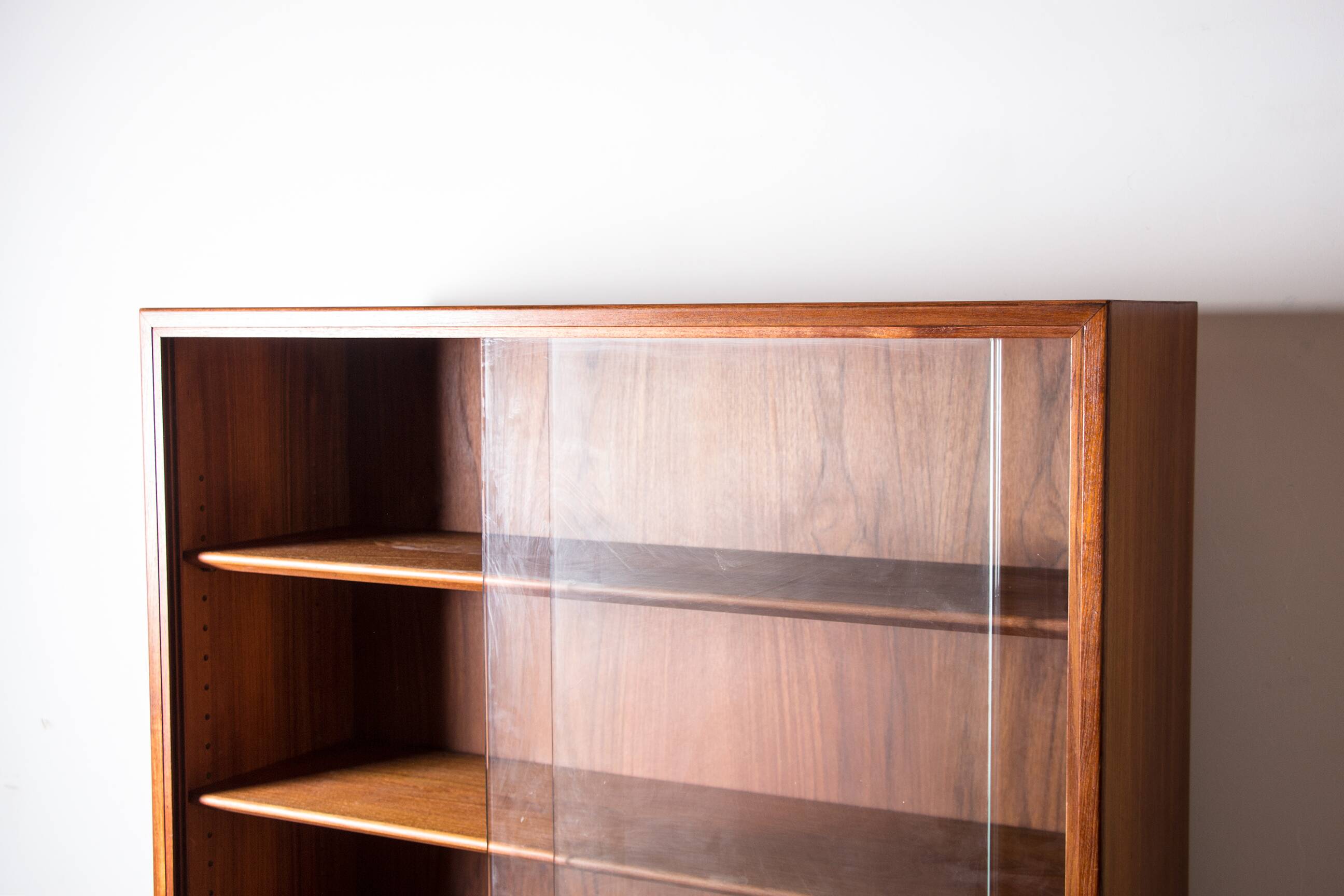 Danish Teak Bookcase, Showcase by Borge Mogensen for Soborg Mobelfabrik 1960.