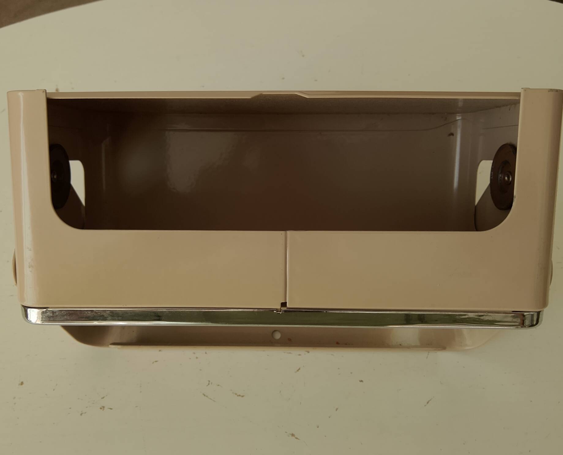 Vintage wall ashtray from the Rossignol workshop, 1970s/80s.