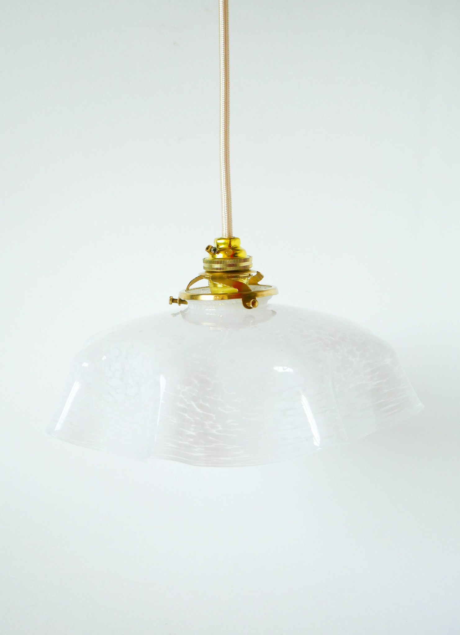 Clichy glass scalloped pendant, White, 1930