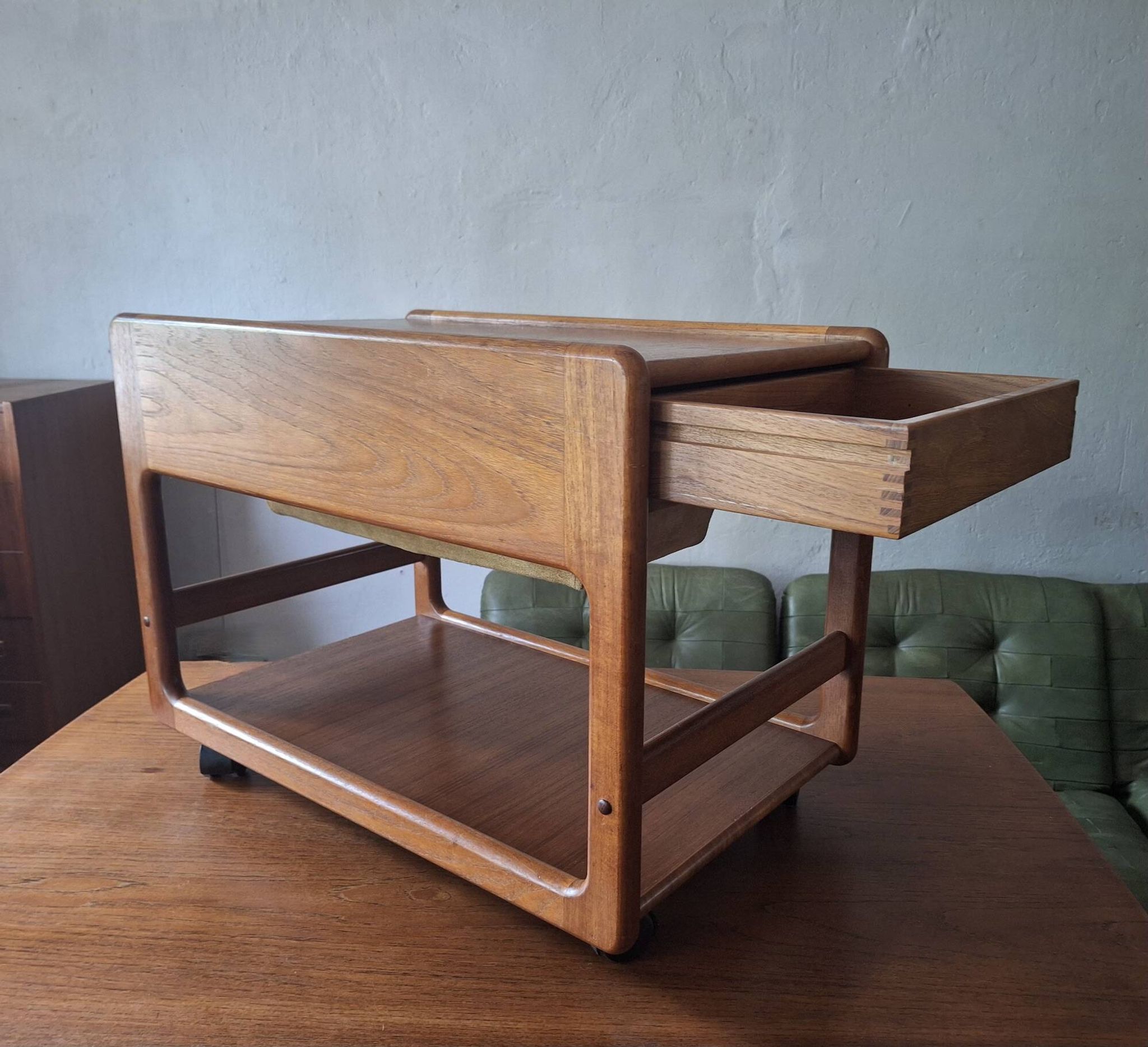 Vildbjerg teak multifunction serving bar cart, Denmark 1960s