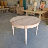 Round table solid cherry with extensions