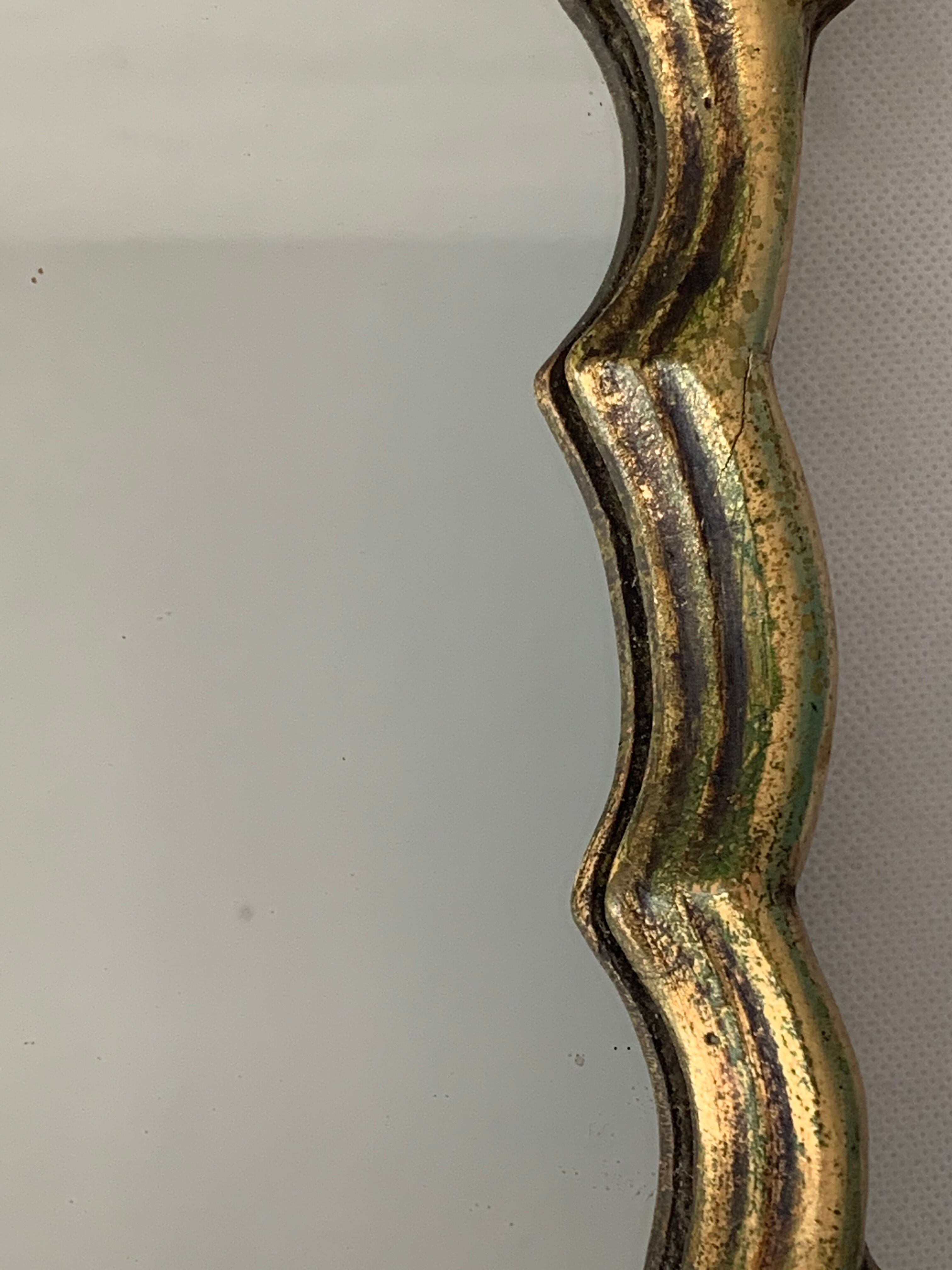 Old mirror in gilded wood 40 x 30 cm