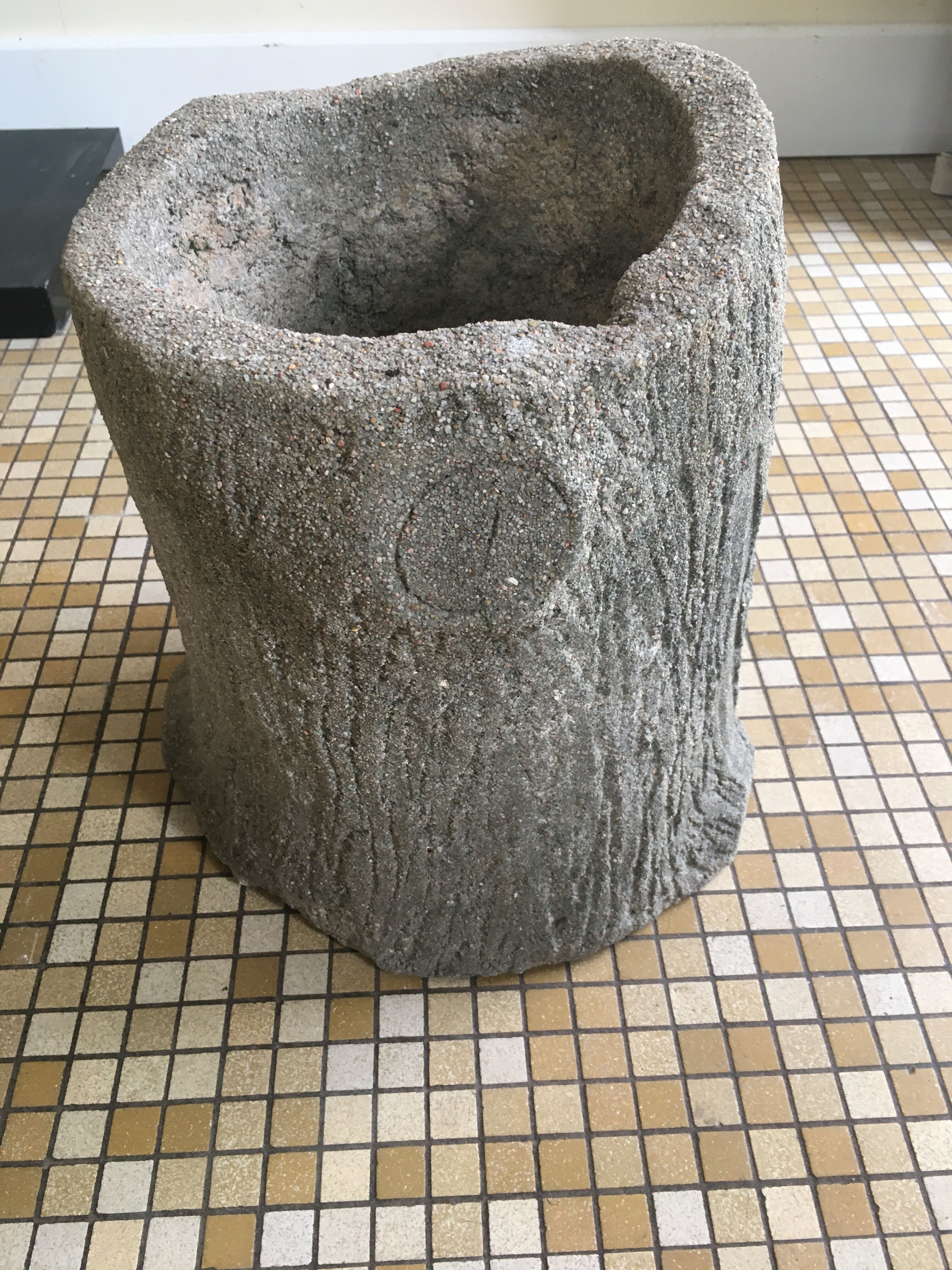 Pair of concrete planters