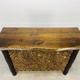 Brutalist bar in solid wood chalet style
