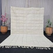 Handmade pure wool rug, size 1.5/2.5 m.
