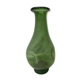 Vase en verre vert