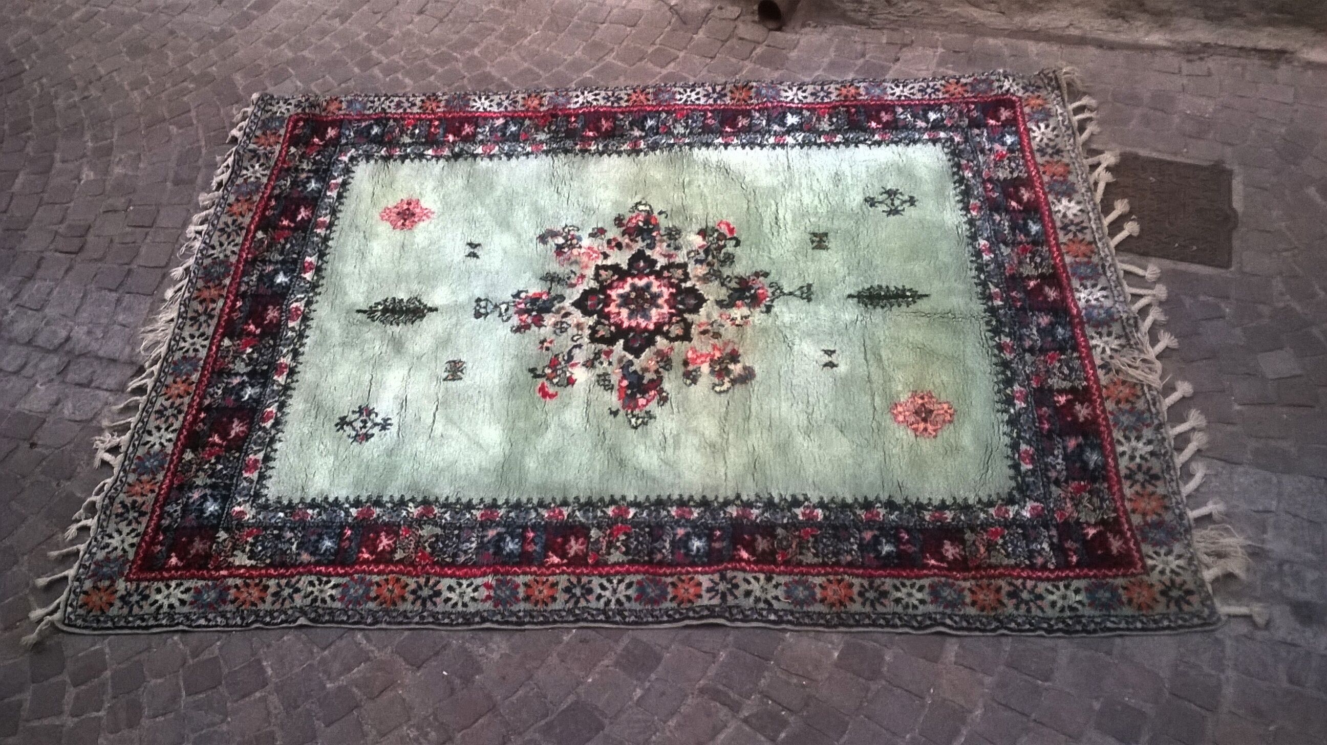 Handmade oriental rug  175x243cm