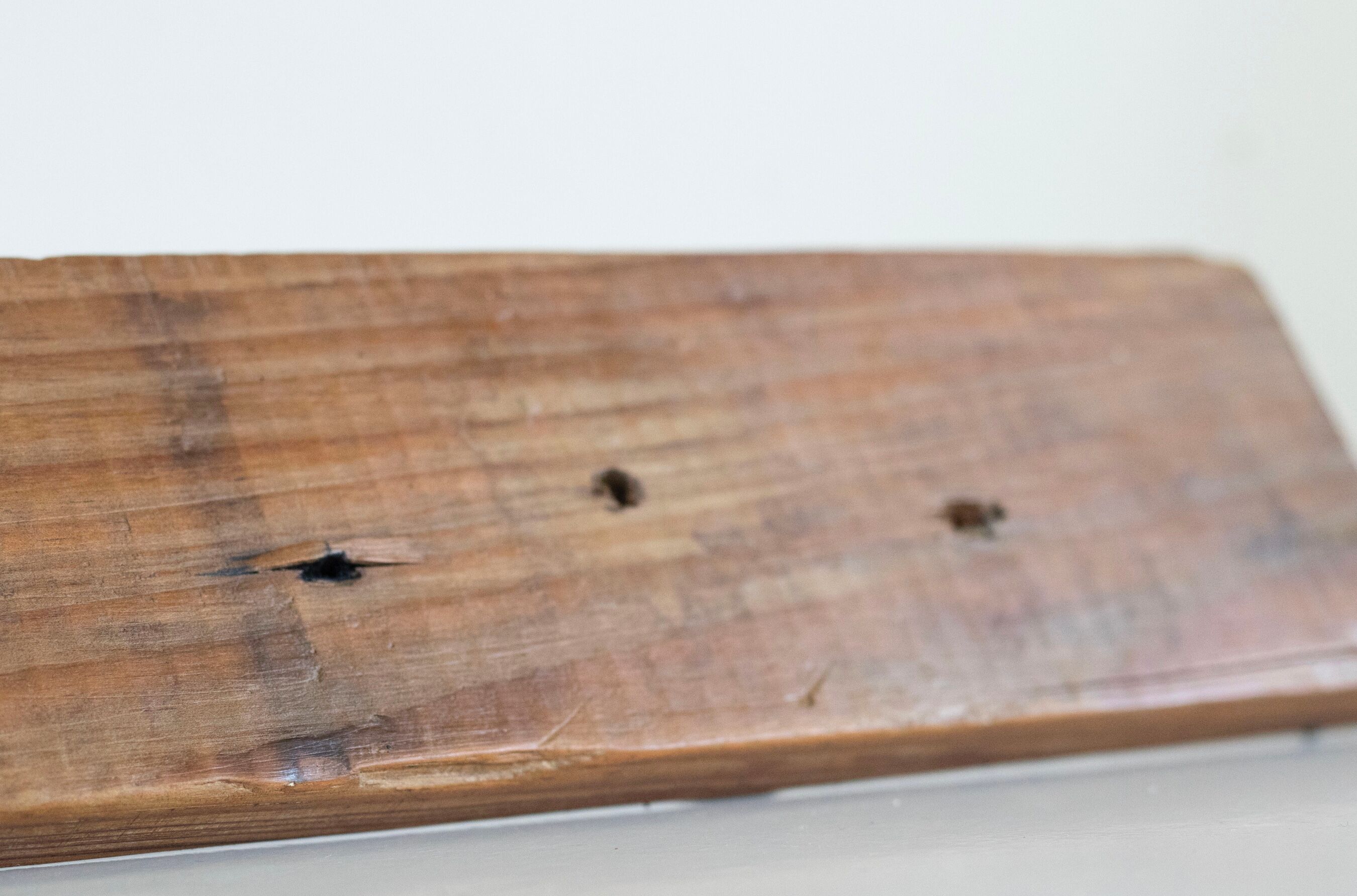 Wall coat rack in wood and metal
