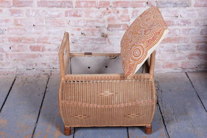 Czech Art Deco Stool in Wood and Hemp, 1940s