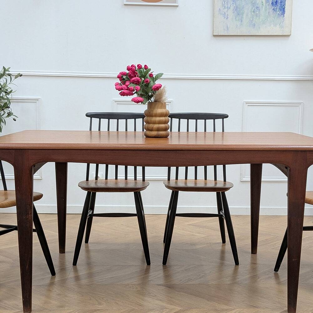Table manger scandinave