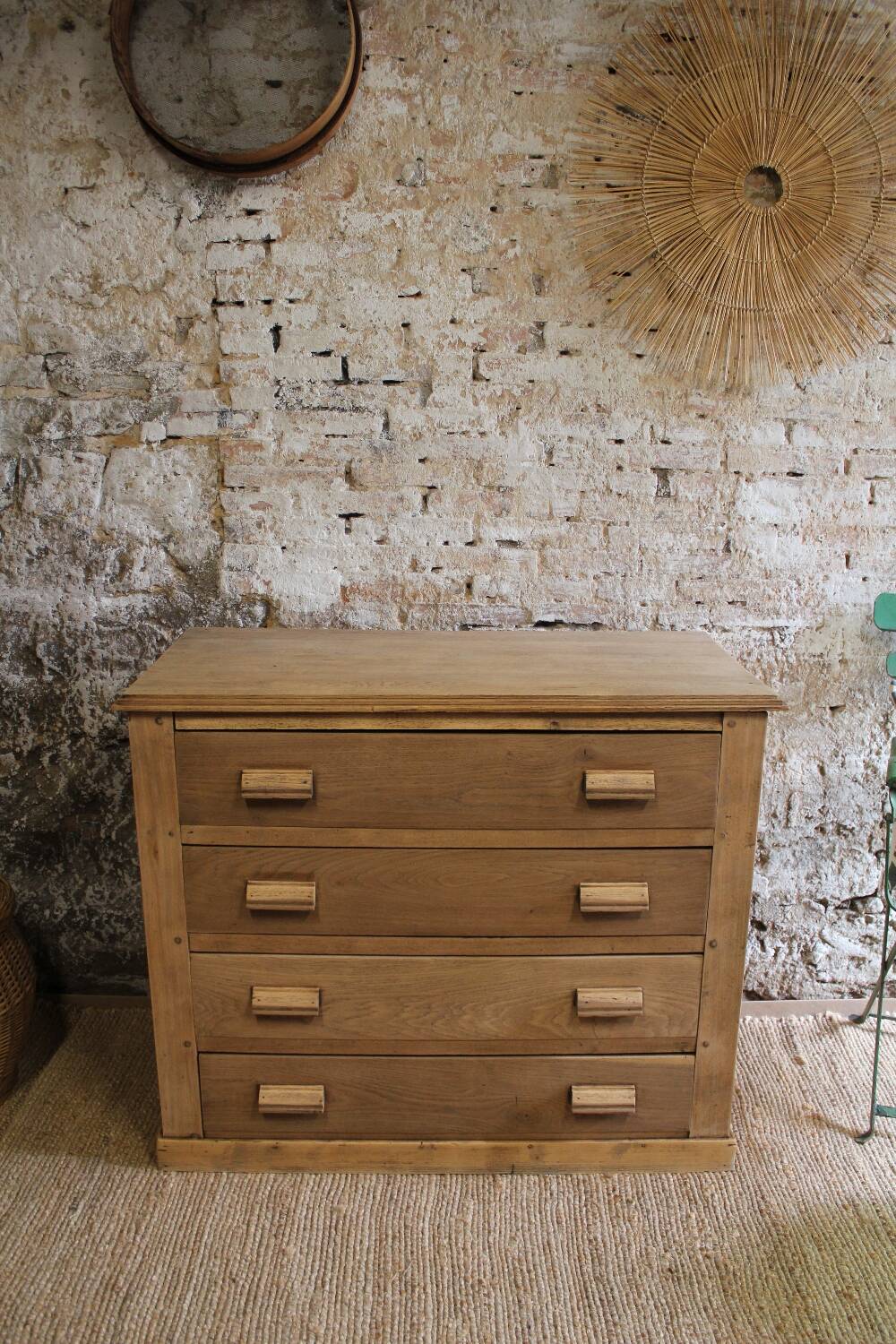 Meuble de métier, commode en chêne massif