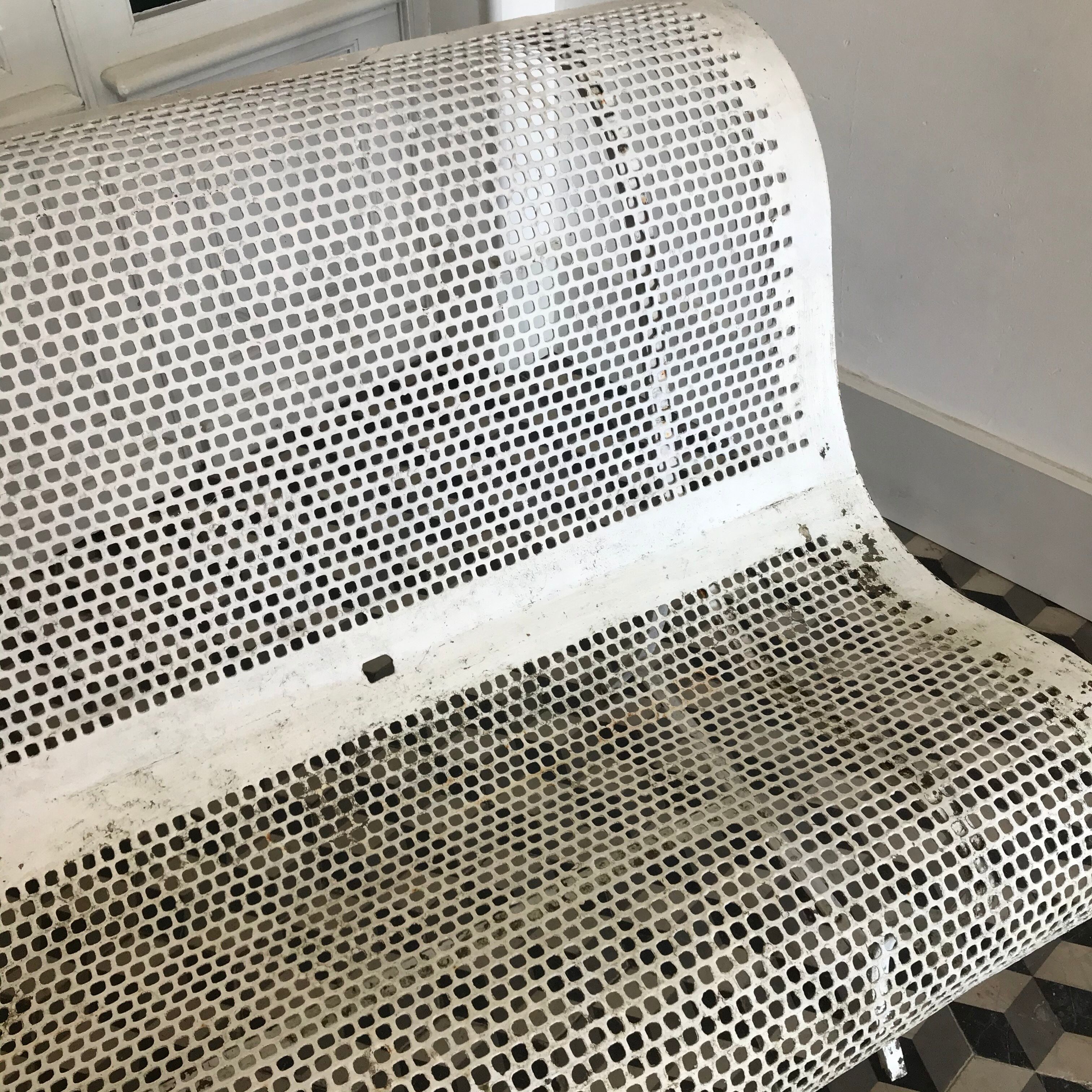Banc de jardin en métal