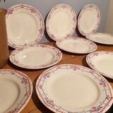 Suite of 10 flat plates Creil Montereau