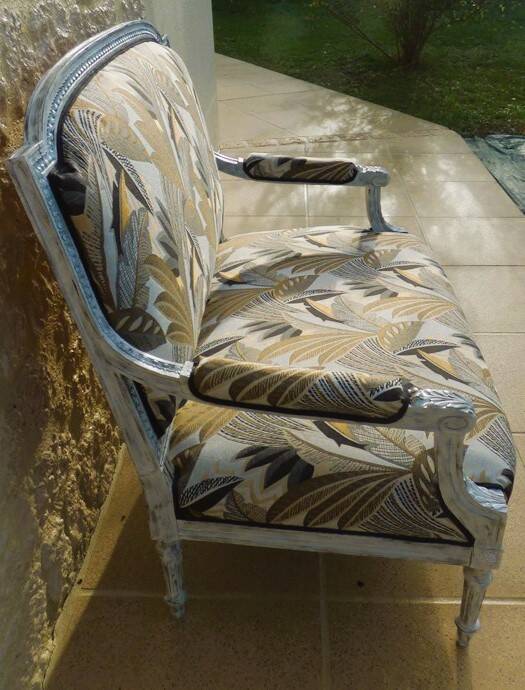 Louis XVI style bench sofa with upholstery and beech wood - Completely revamped