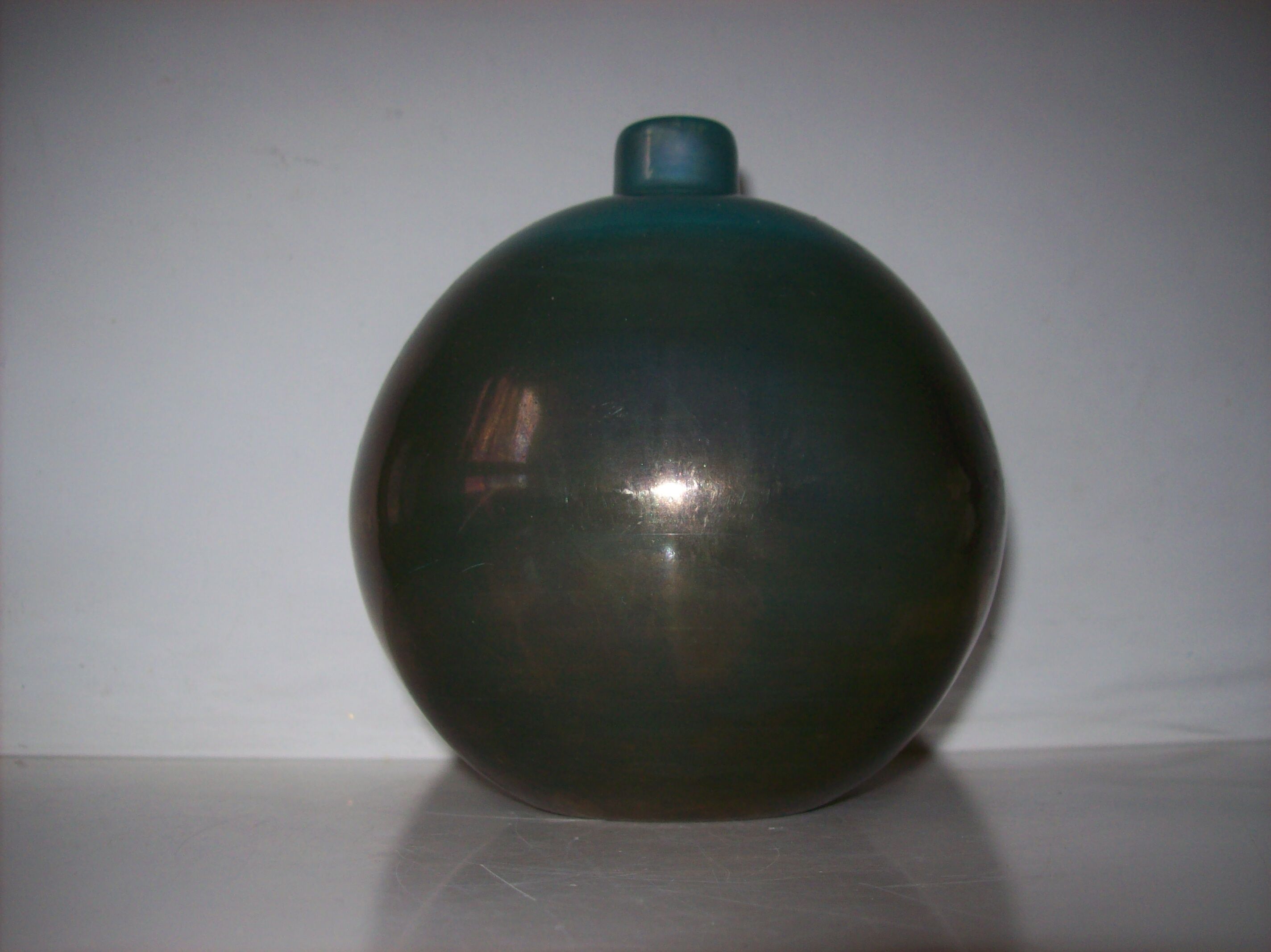 Soliflore ball vase