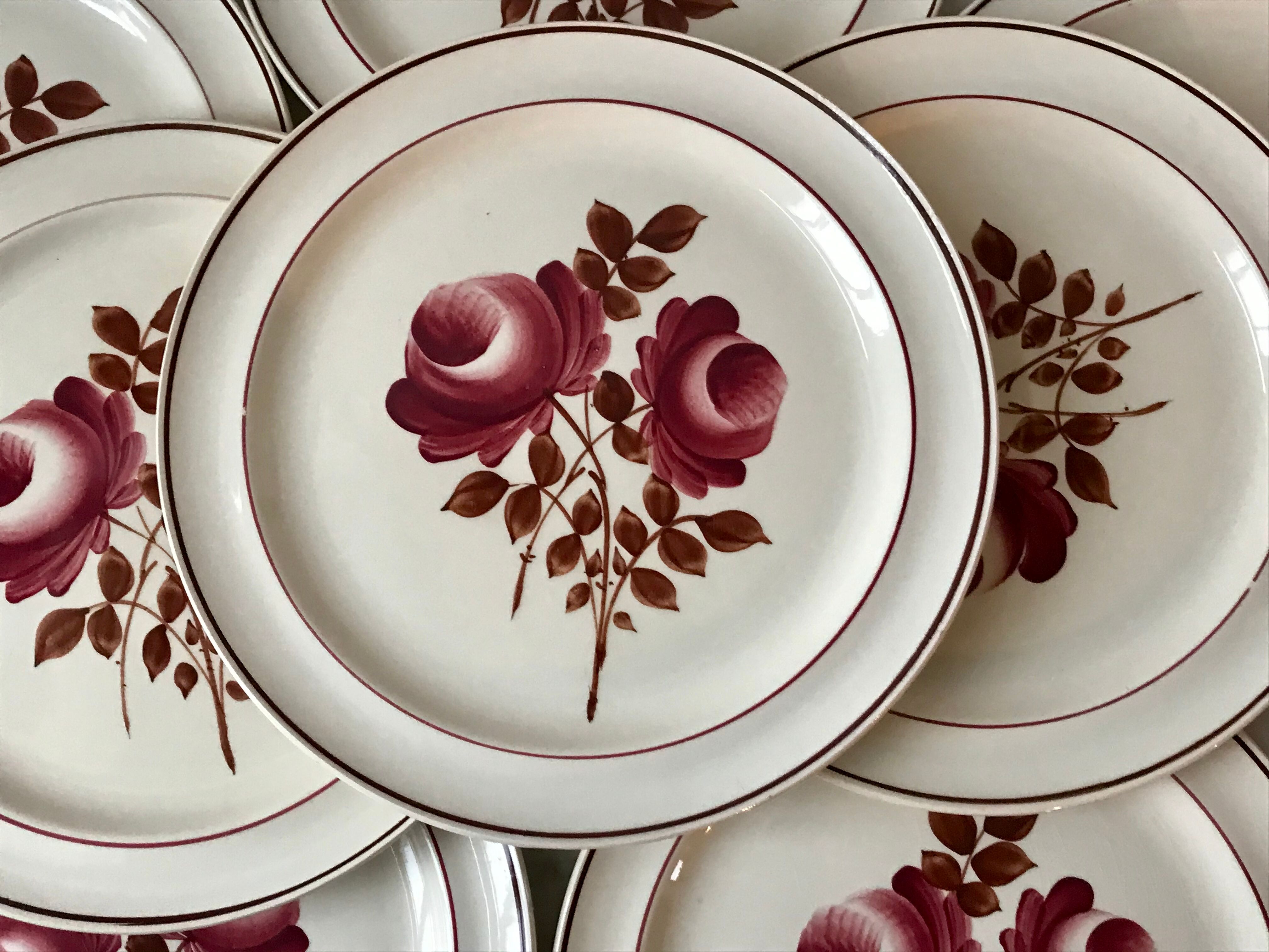 set of 8 flat plates Moulin des Loups model "Roubaix" 40s