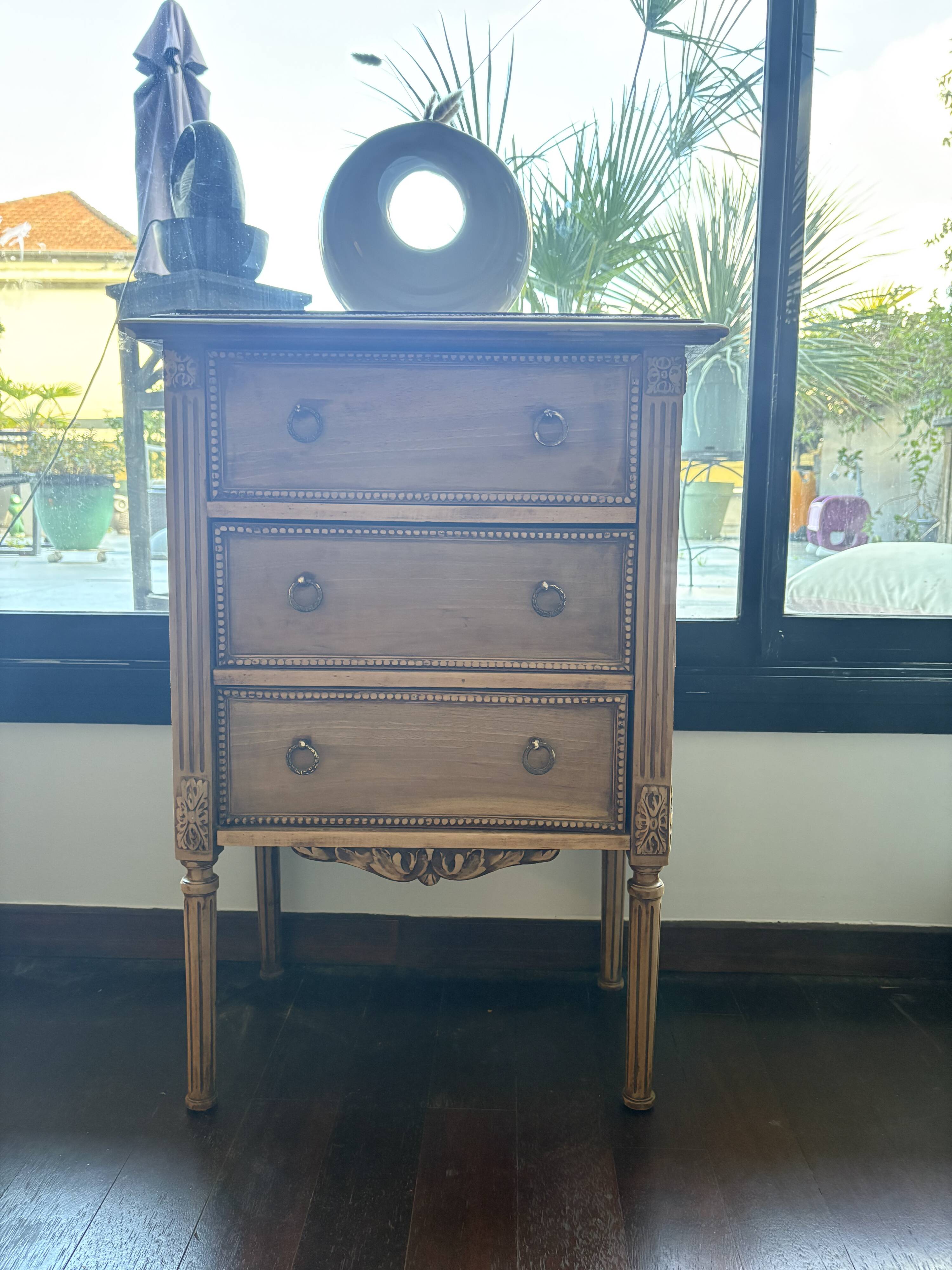 Lovely piece of furniture, my little Louis