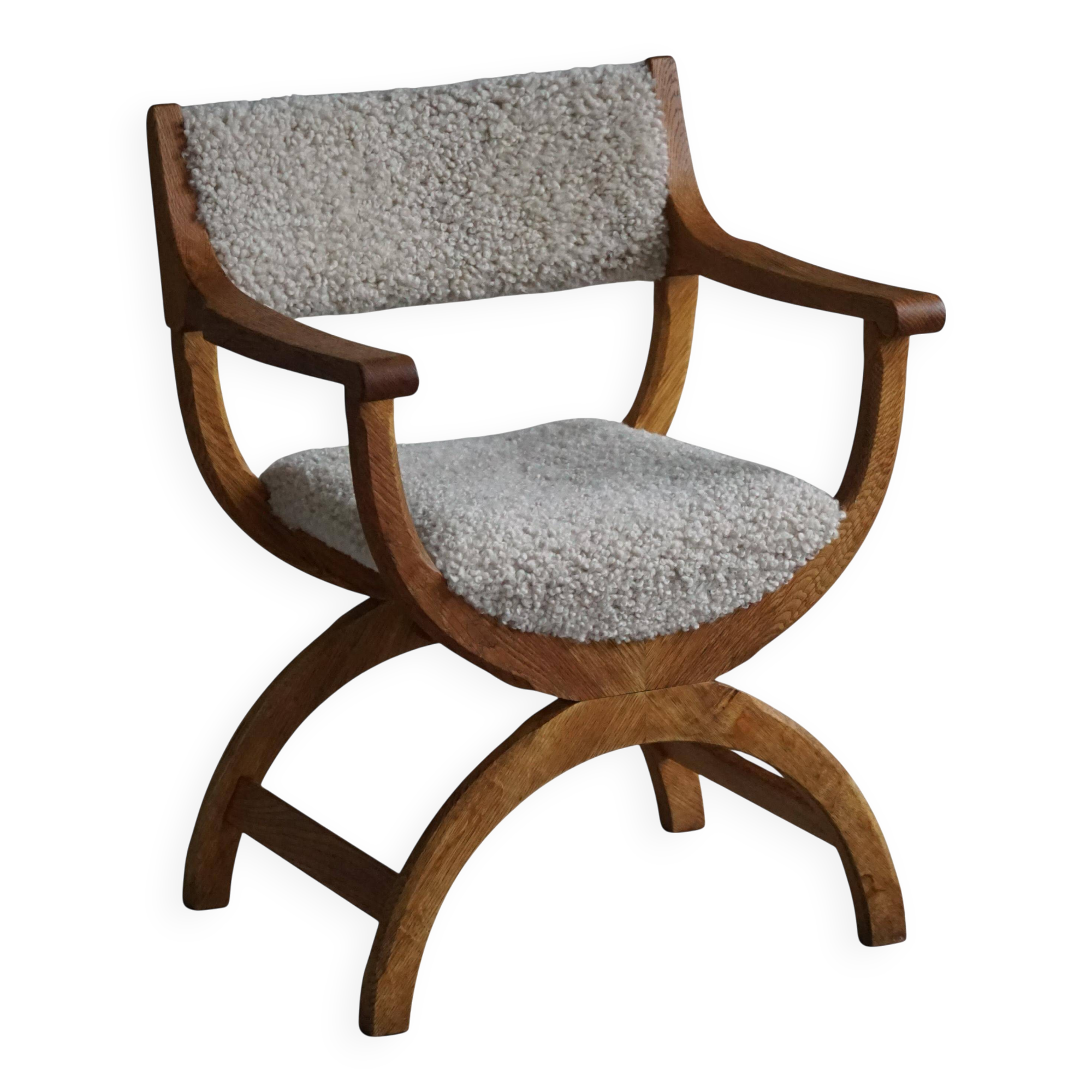 Henning Kjærnulf, Oak and lambswool armchair, "Kurul" model, Mid-century, 1960s