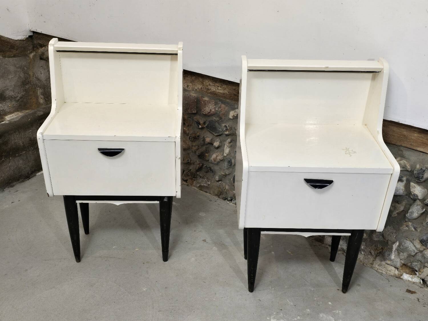 Pair of bedside tables