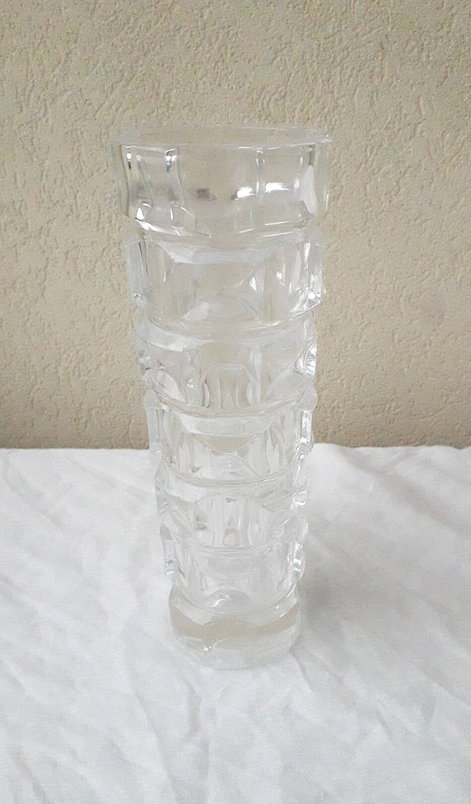 Glass vase