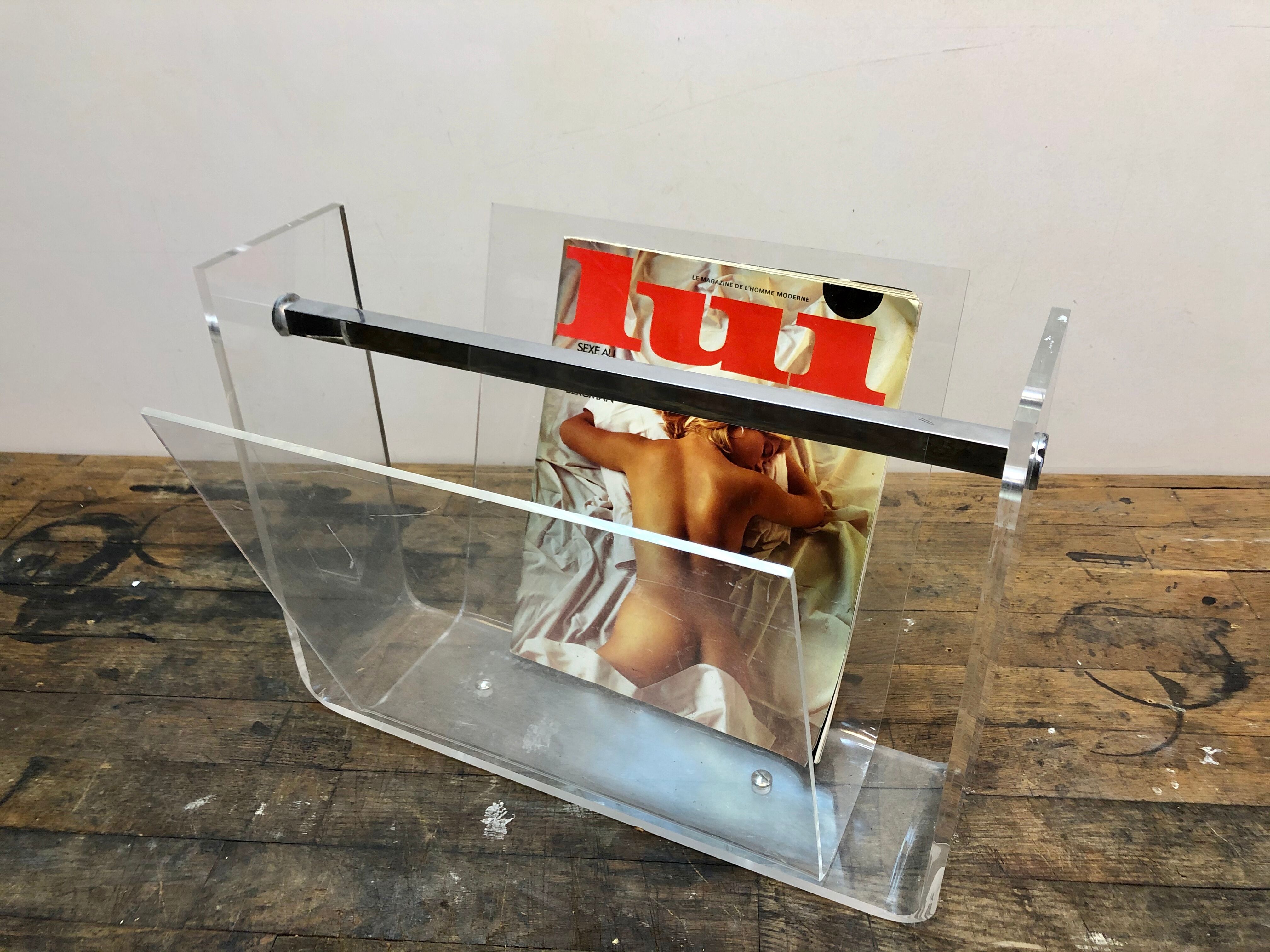 Roche & Bobois 80's vintage Plexiglas magazine rack