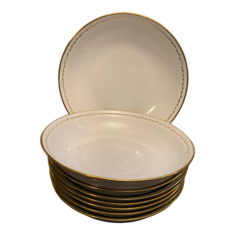 8 hollow porcelain plates from Chartres sur Cher, Ets Tiffonnet et Cie