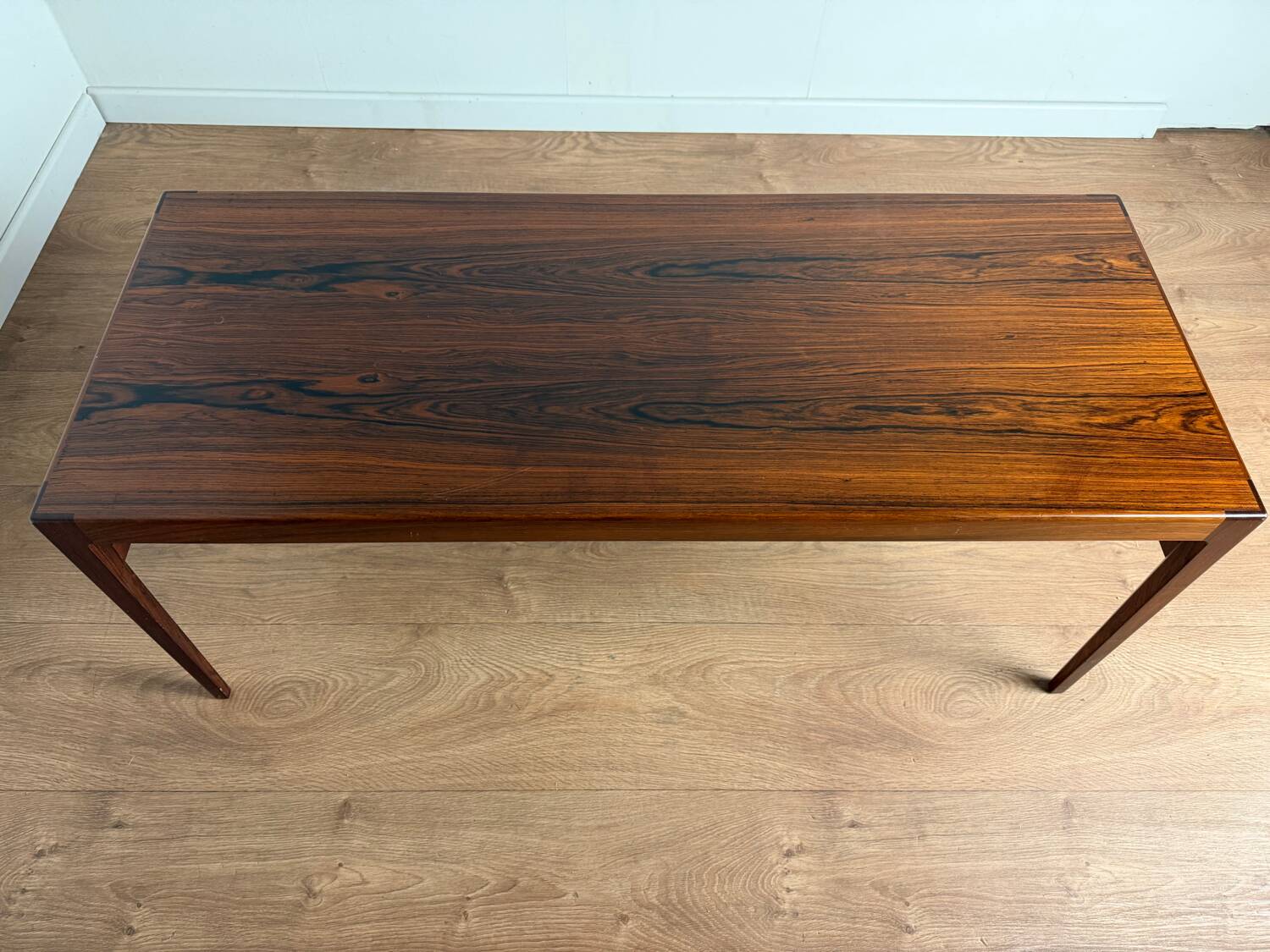 Table basse en palissandre de Rio – Design scandinave, années 1960