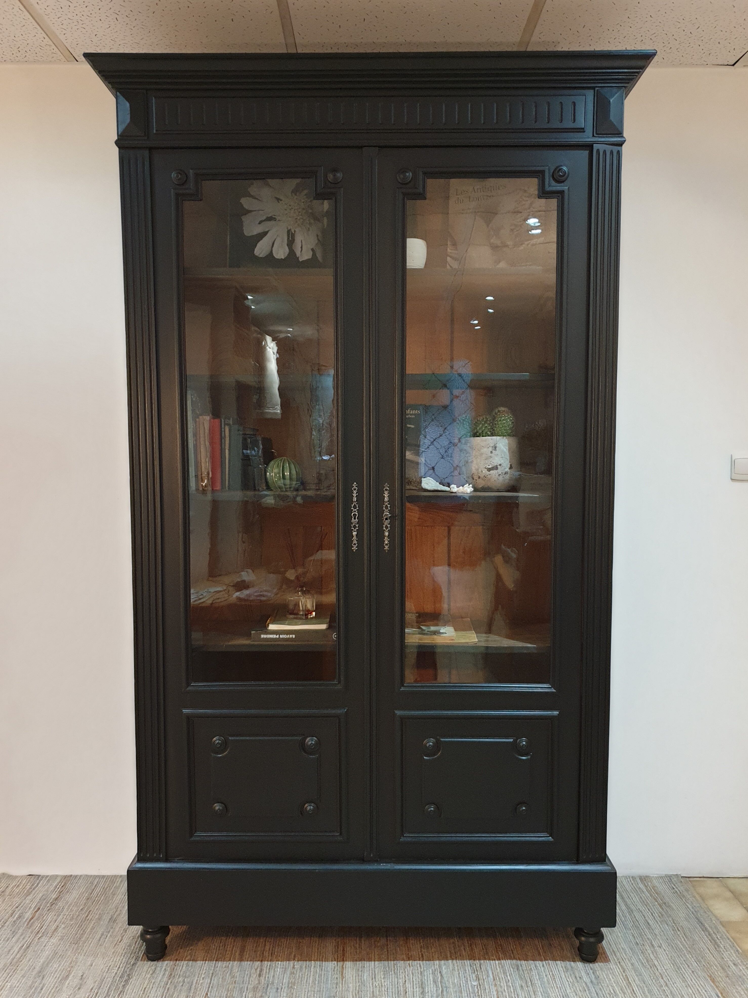 Showcase library cabinet of curiosities black Napoleon III