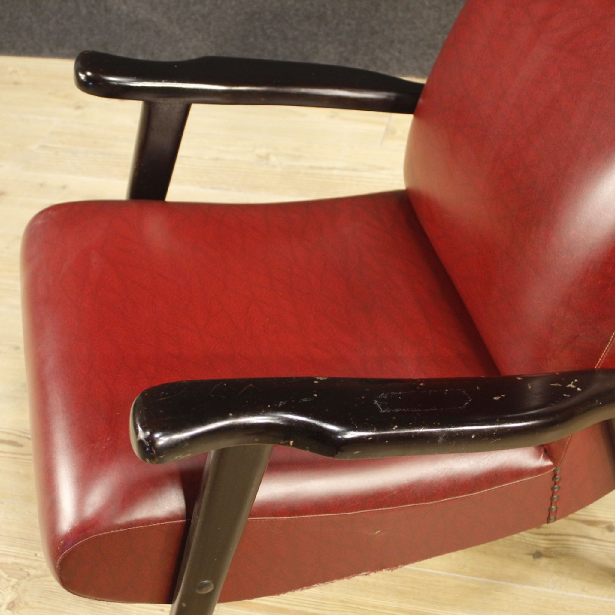 Italian design armchair in red faux leather from the 70s