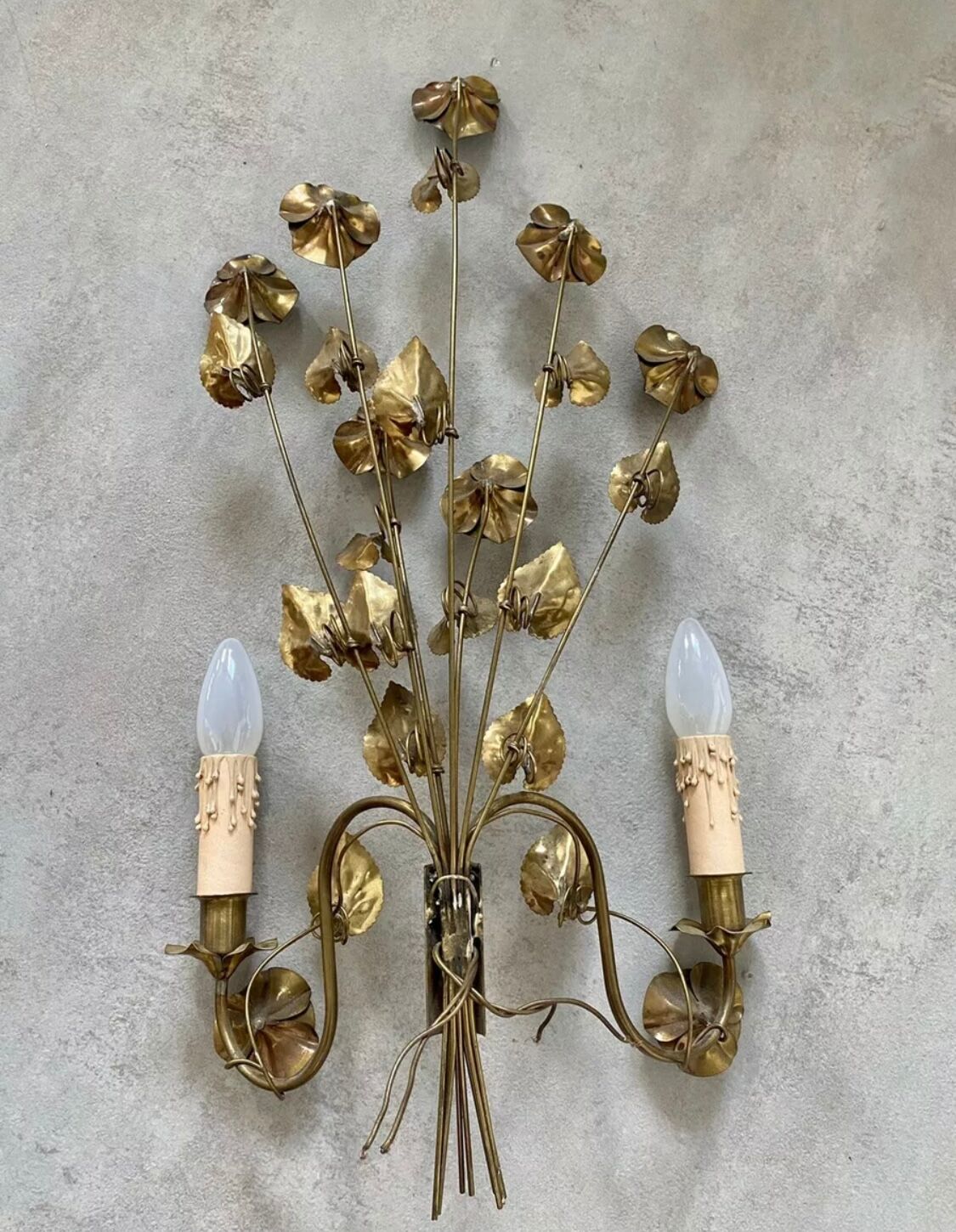 Wall lamp golden brass flowers style Hollywood Regency year 70