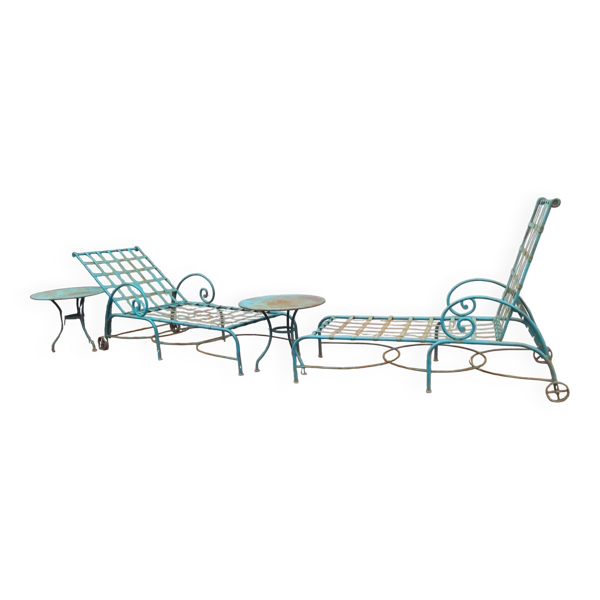 Lot 2 chaises longues anciennes fer forgé et ses 2 guéridons