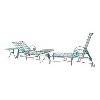 Lot 2 chaises longues anciennes fer forgé et ses 2 guéridons