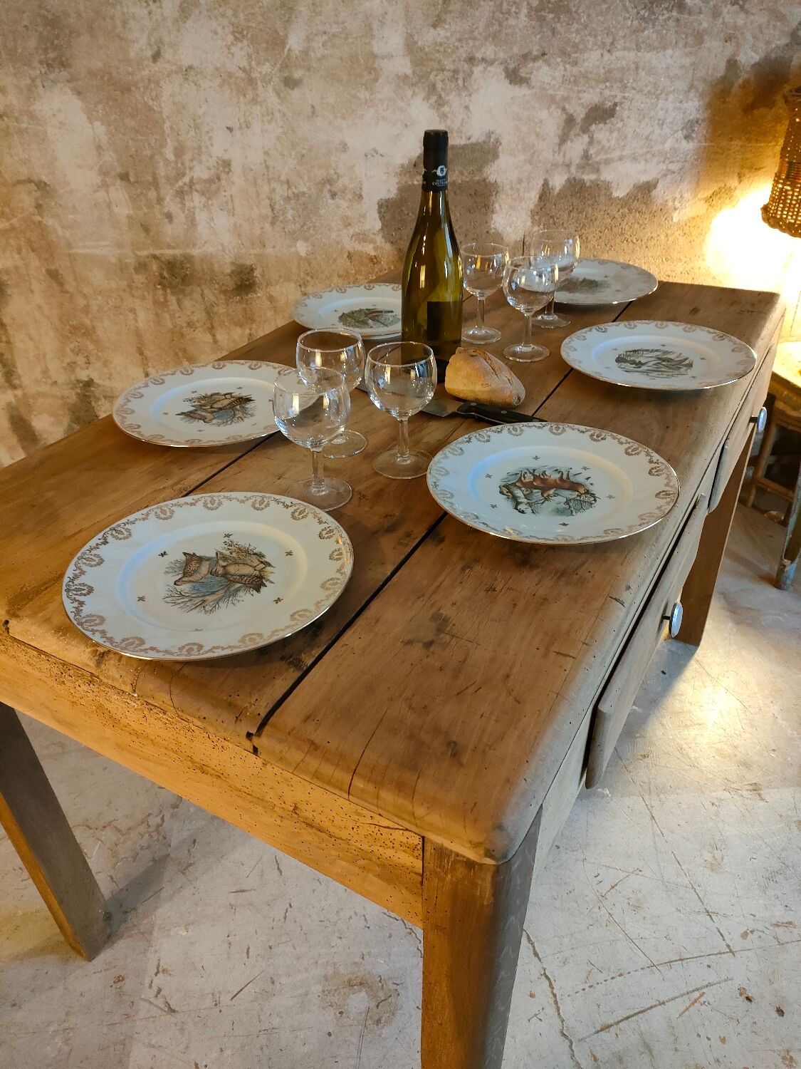 Farmhouse table