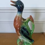 Duck pitcher