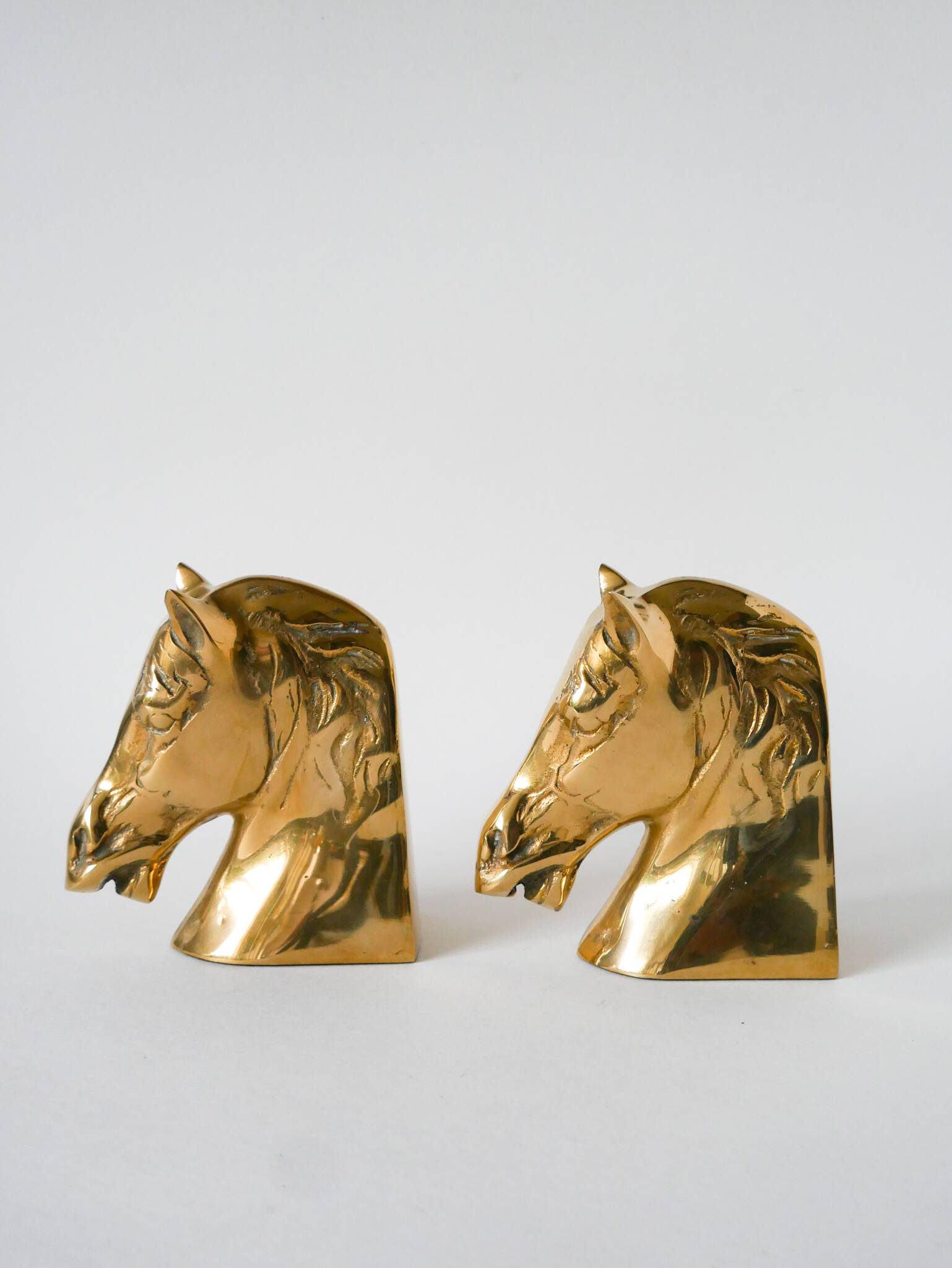 paire de serre-livres en laiton doré, modèle Cheval, 1950