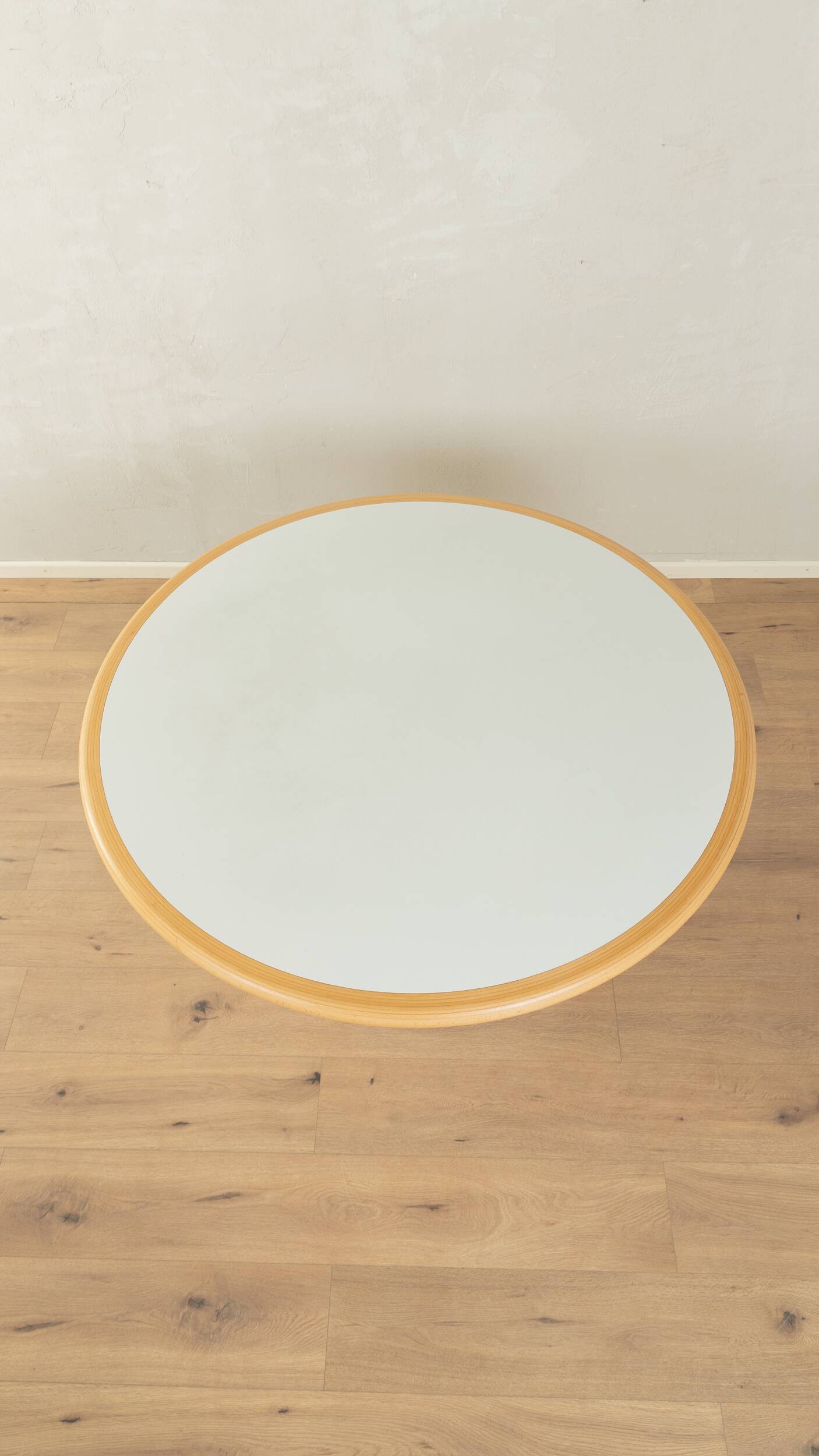 Wonderful dining table