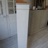 Old patinated pearl gray library, wooden top, composed of 3 adjustable shelves.