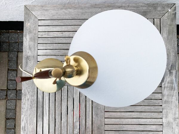 Lampe de table en teck et laiton, Poul Dinesen - Th. Valentines, milieu du 20ème siècle