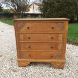 Chest of drawers
