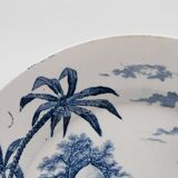 Gien plate seen from the Orient