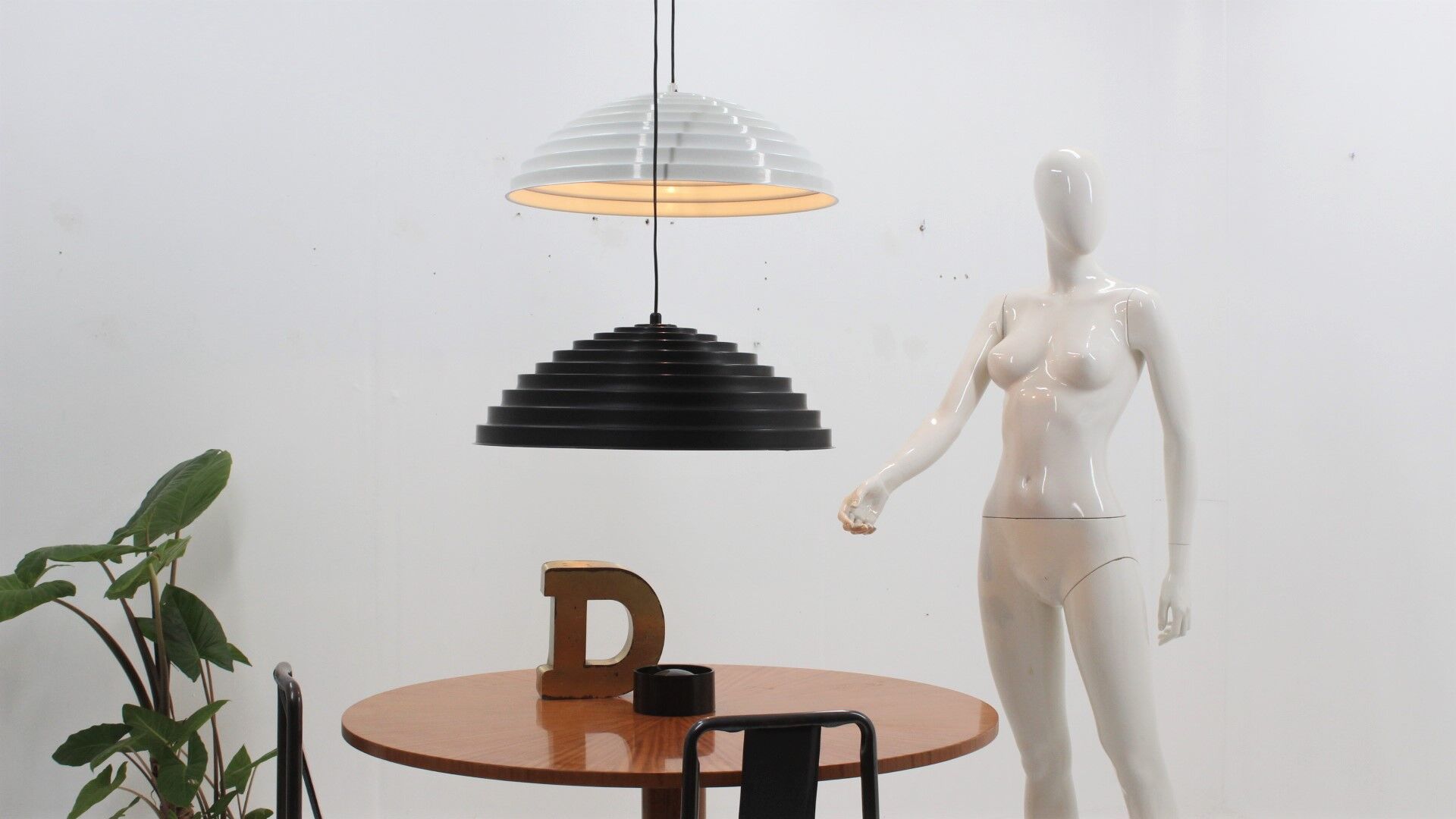 Set of 2 vintage hanging lamps Martinelli 1970s