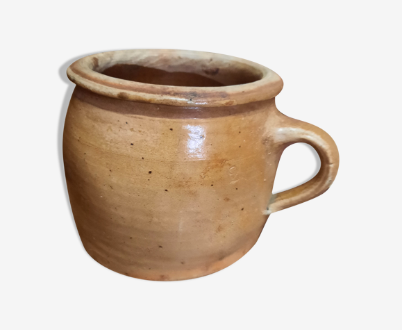 Pot en grès ancien
