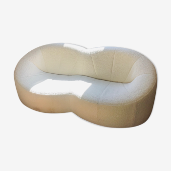 Pumpkin sofa by Pierre Paulin for Ligne Roset