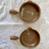 Lot ancien paire de plats caquelons terre cuite vernissée bec verseur poignées poêlon