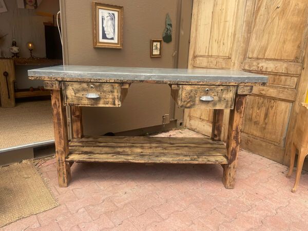 Etabli, comptoir, desserte en bois et zinc