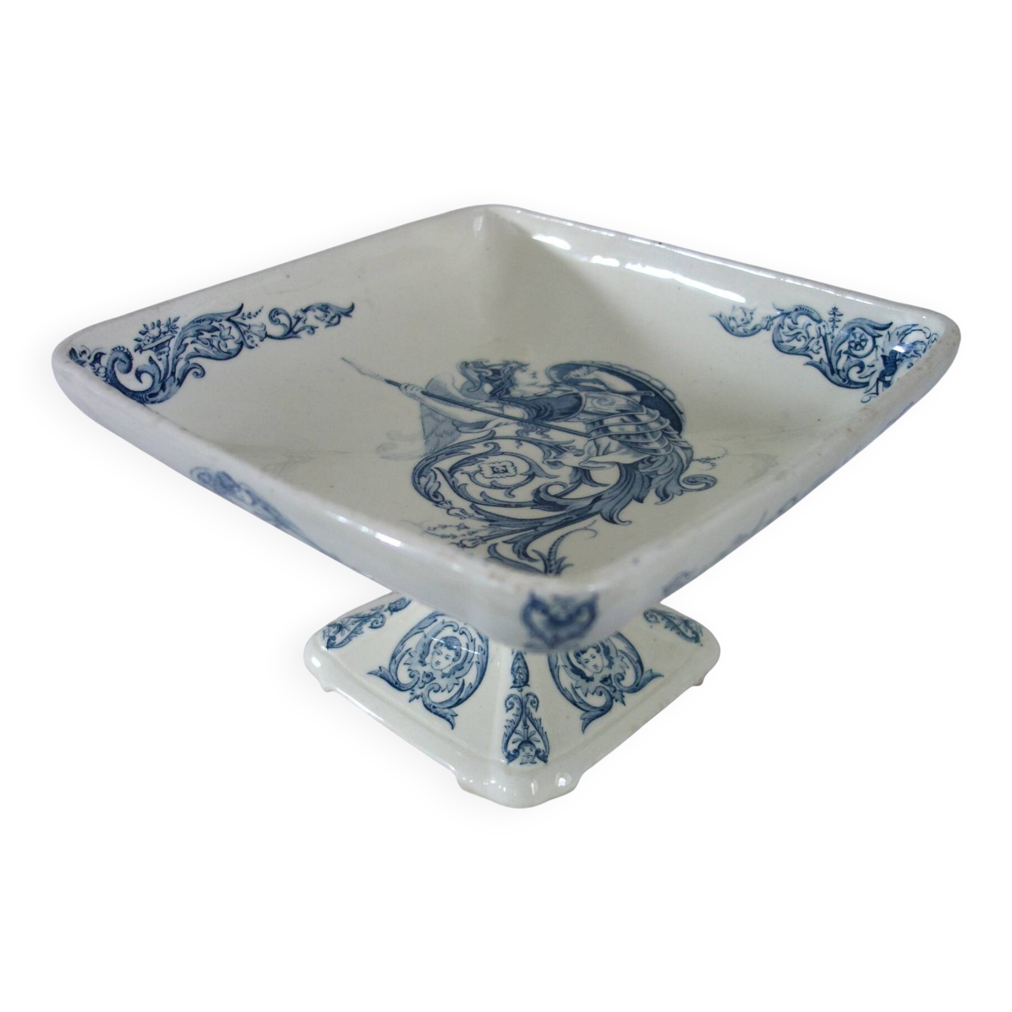 Small Renaissance earthenware compote dish, Clairefontaine JS & Cie, 19th century.