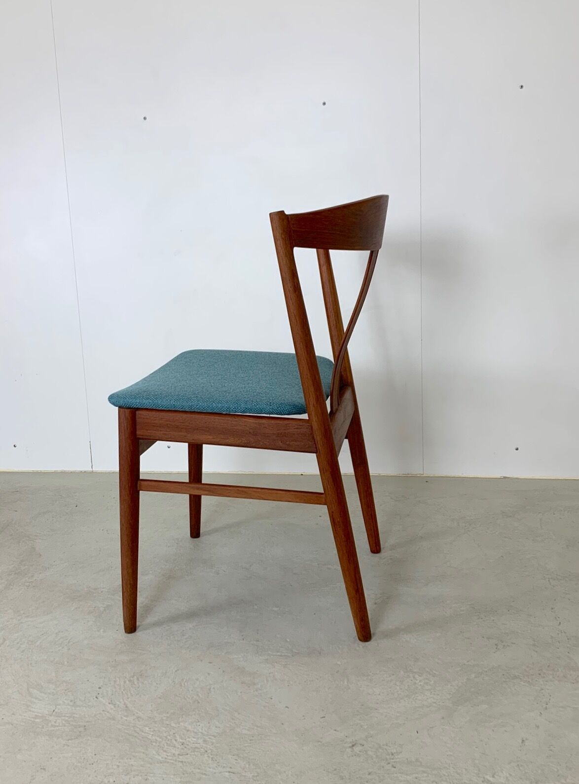 Danish midcentury teak dining chair by Bramin