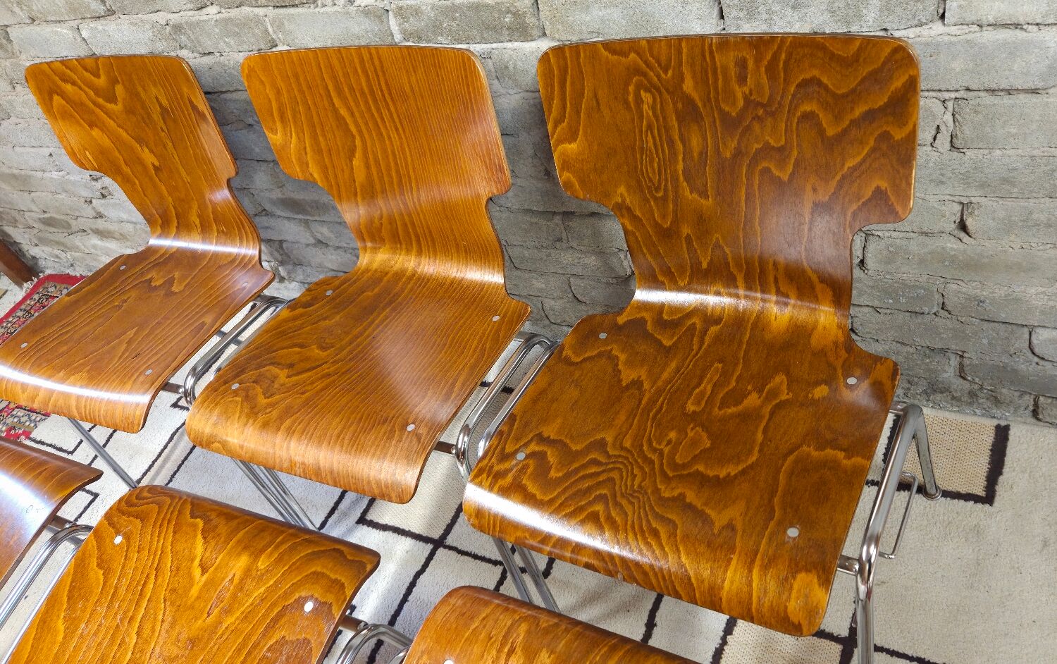 6 vintage Scandinavian chairs from the 1970s.