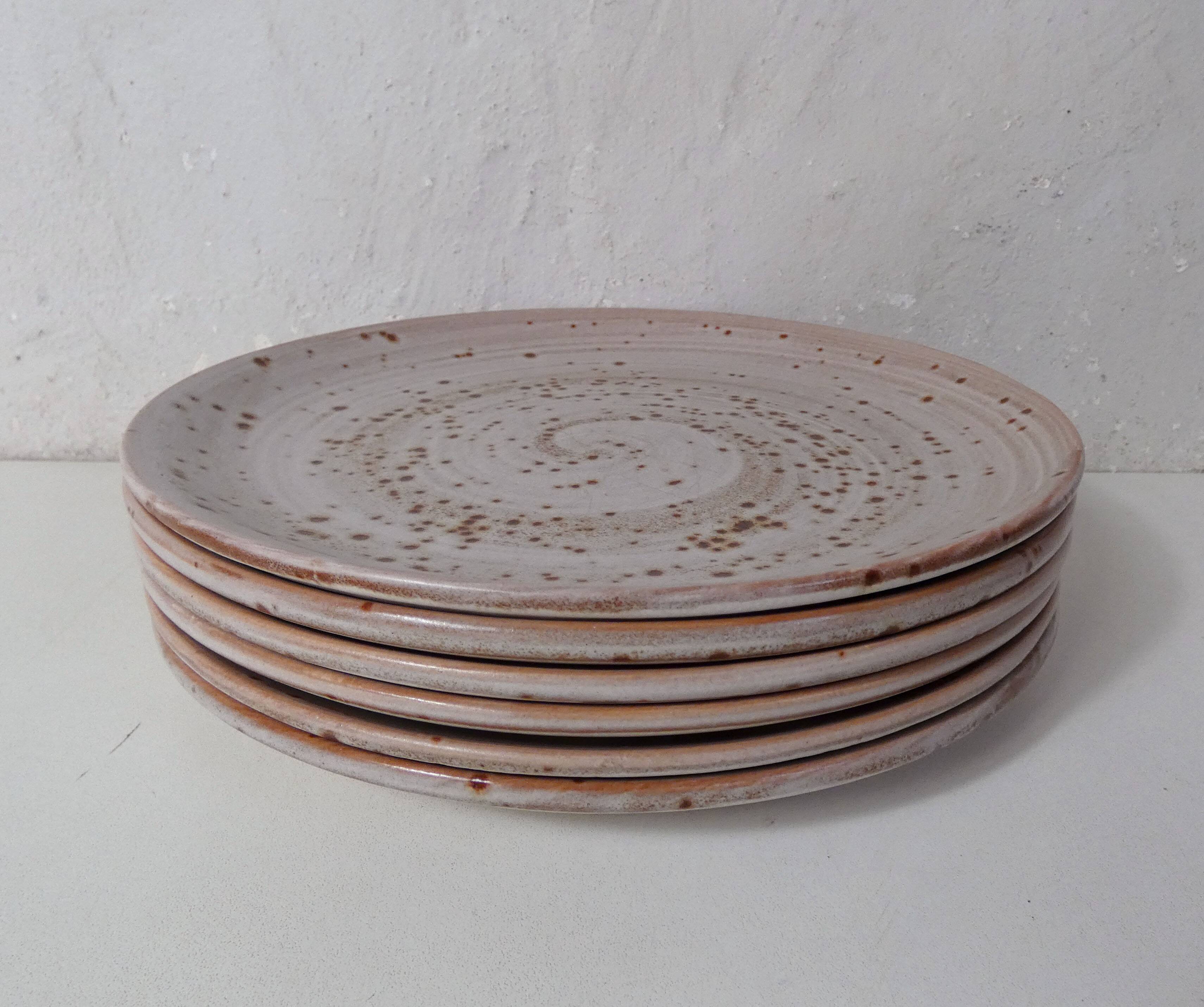 stoneware plates